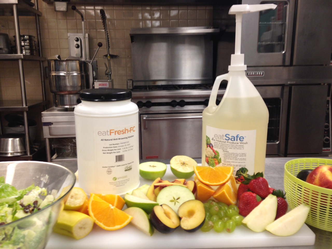 Eat Cleaner Adds eatSafe™, a Concentrated Produce Wash, to Their Award